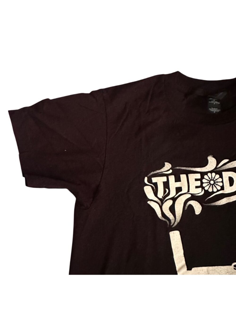 The Deltaz Graphic Black T-Shirt With White BBQ Grill Design - Picture 8 of 12